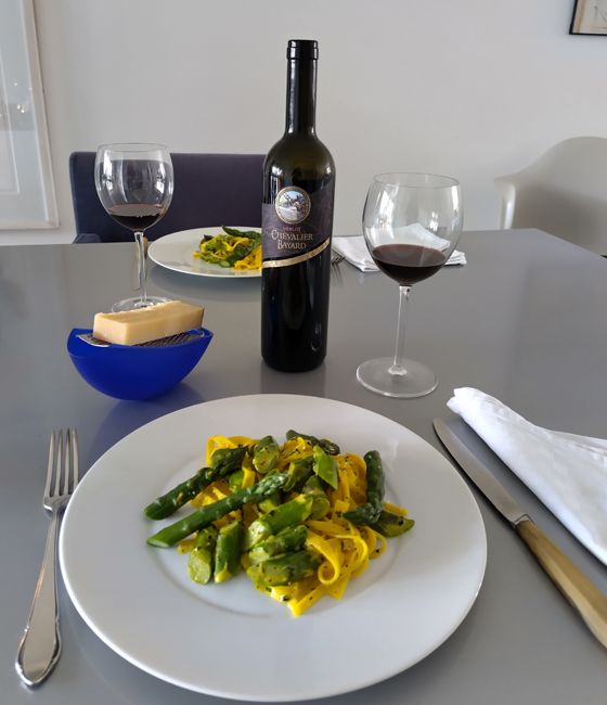 Tagliatelle mit Merlot Chevalier Bayard